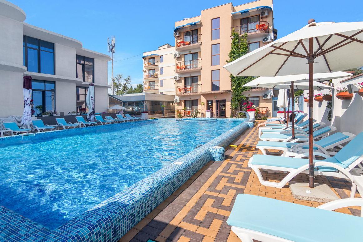 Hotel Grand More Zatoka Bagian luar foto