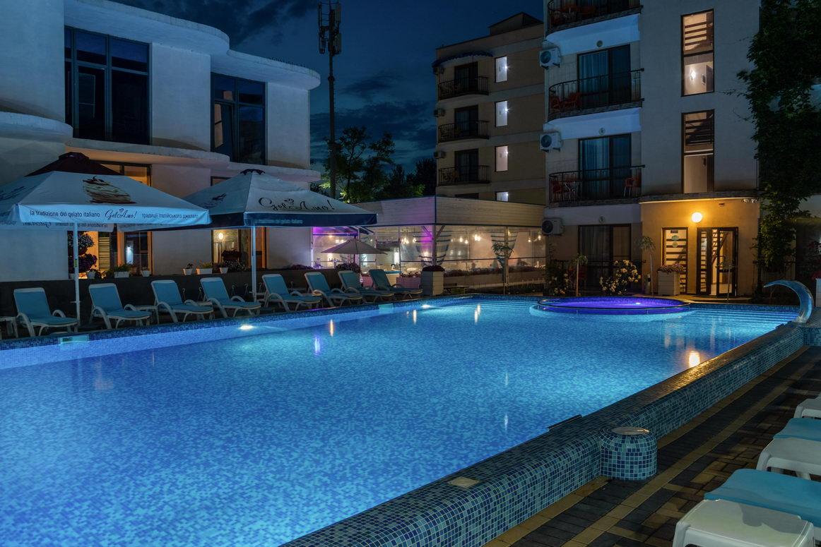 Hotel Grand More Zatoka Bagian luar foto